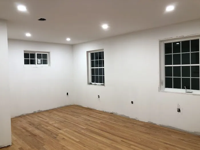 Alvarez Painting and Restoration LLC Picture 1