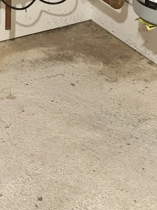 A-1 Maintenance and Cleaning Picture 3