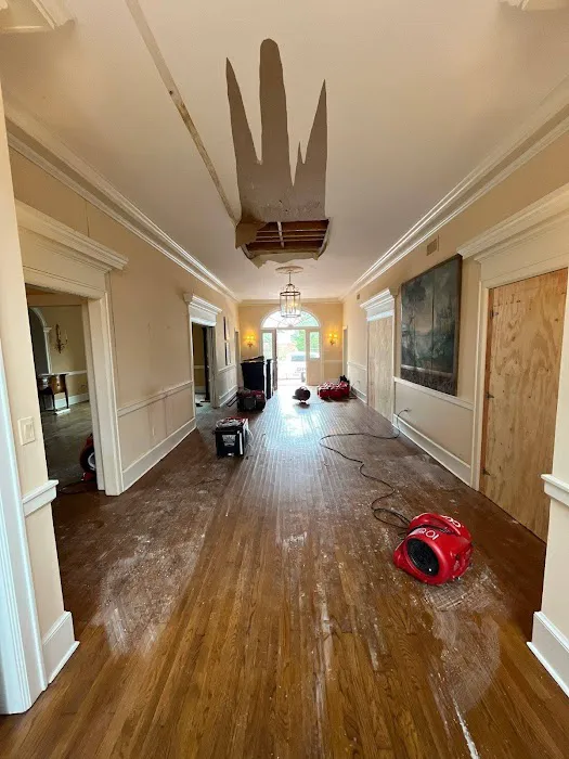 CleanWay Restoration & Construction Picture 5