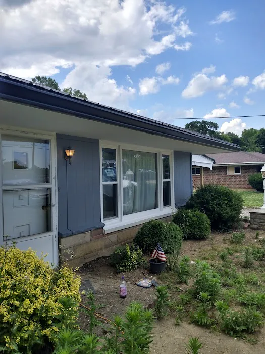 Wall 2 wall painting And Powerwashing Picture 6