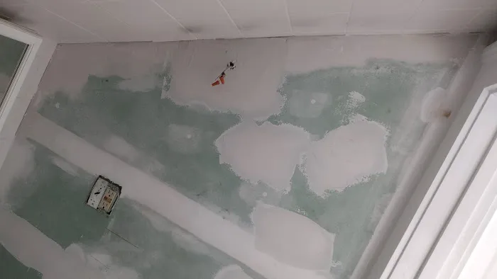 Grays Painting and odd jobs Picture 8