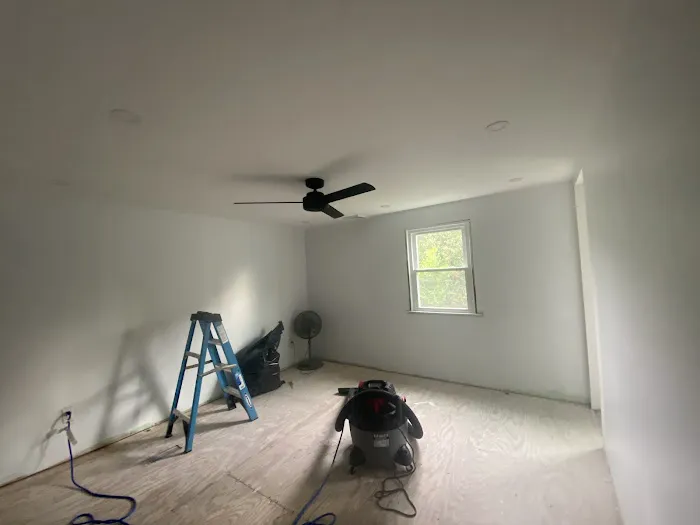 Vinbuck Drywall Home Repair Picture 10