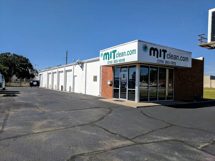 MIT Cleaning & Restoration Picture 2