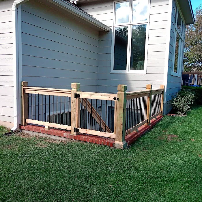 Helping Hands Home Maintenance Picture 7