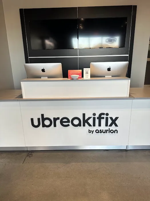 uBreakiFix - Phone and Computer Repair Picture 1