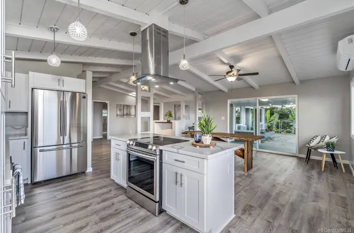 Superior Restoration & Construction Picture 9