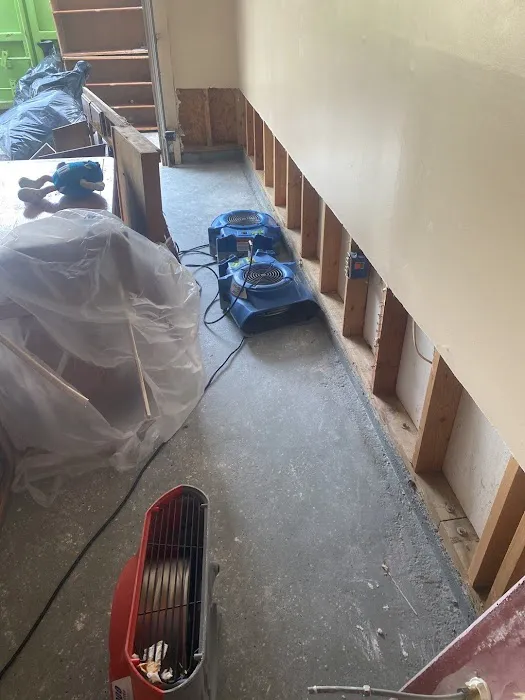 Dry Fast of Tuscaloosa - Water Damage Restoration Picture 1