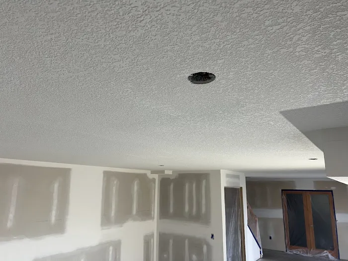 Finishing Touch Painting & Renovation Picture 2