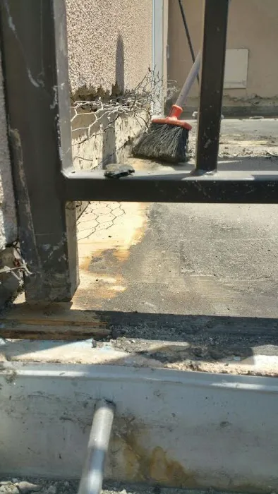 Absolute Maintenance and Consulting Picture 7