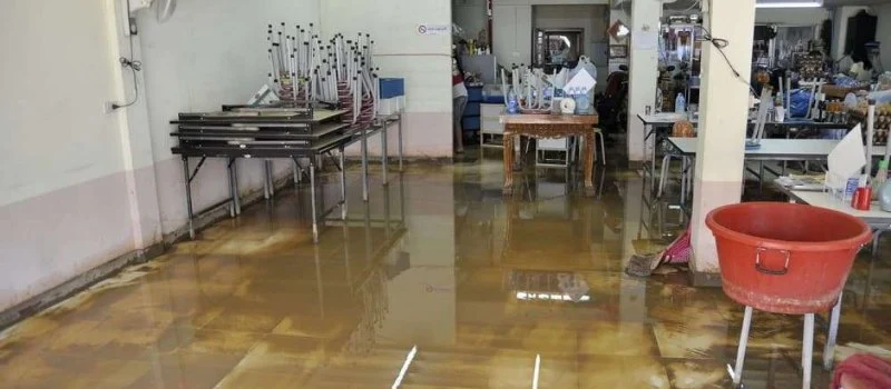 How to Manage Water Damage Restoration in Commercial Kitchens