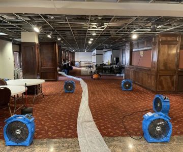 Water Damage Cleanup in a Commercial Space: What to Expect