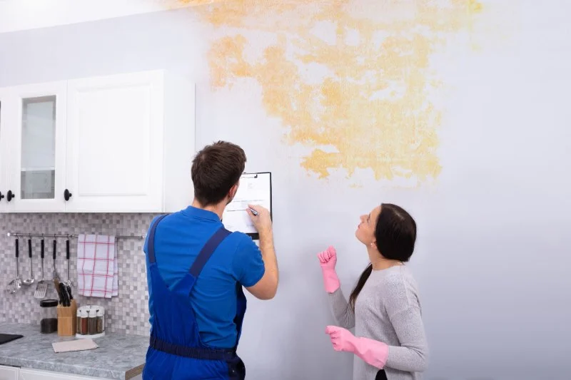 How to Get Rid of Musty Smell After Water Damage in Your Home
